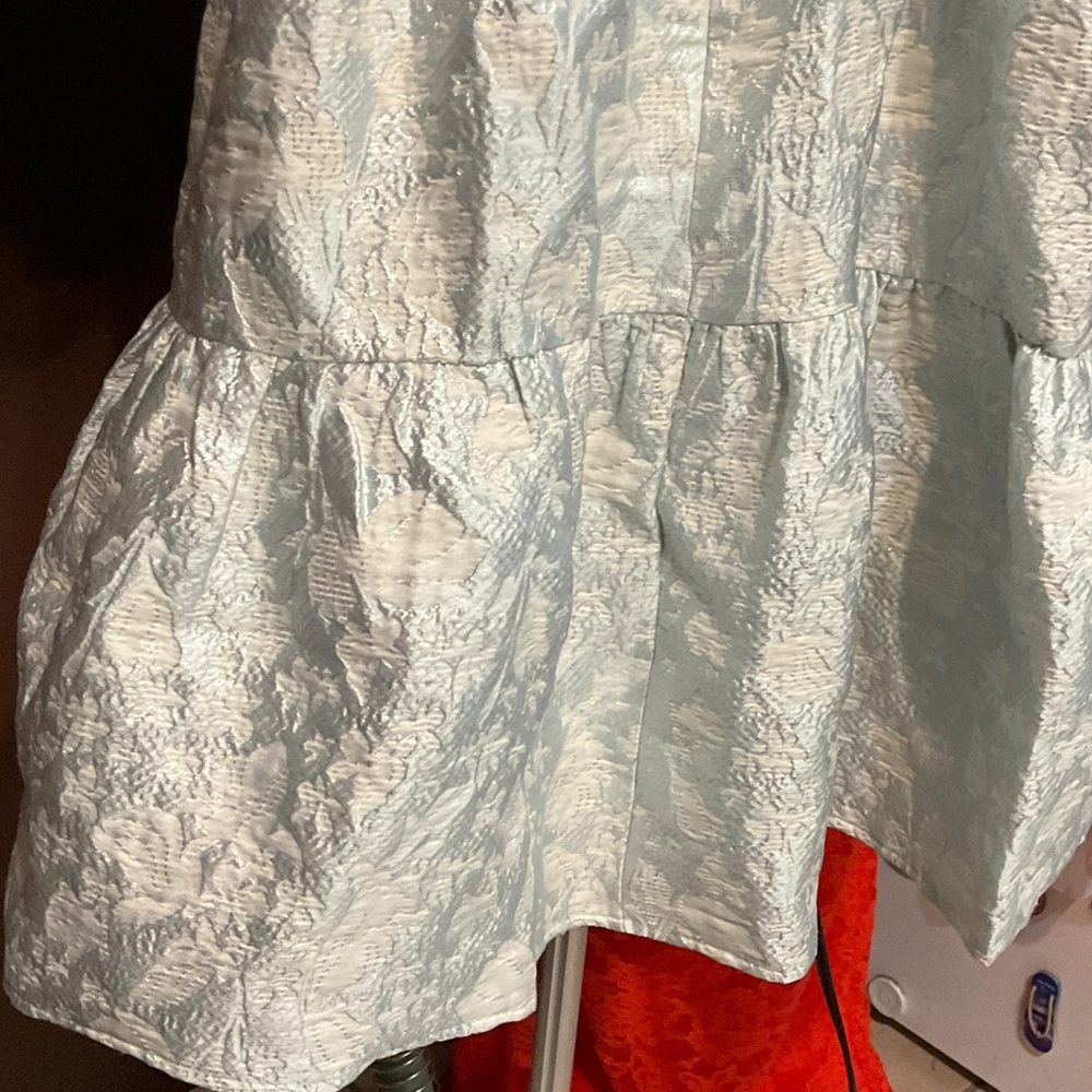 Light Blue Floral Puff-Sleeve Tiered Dress - Picture 7 of 14